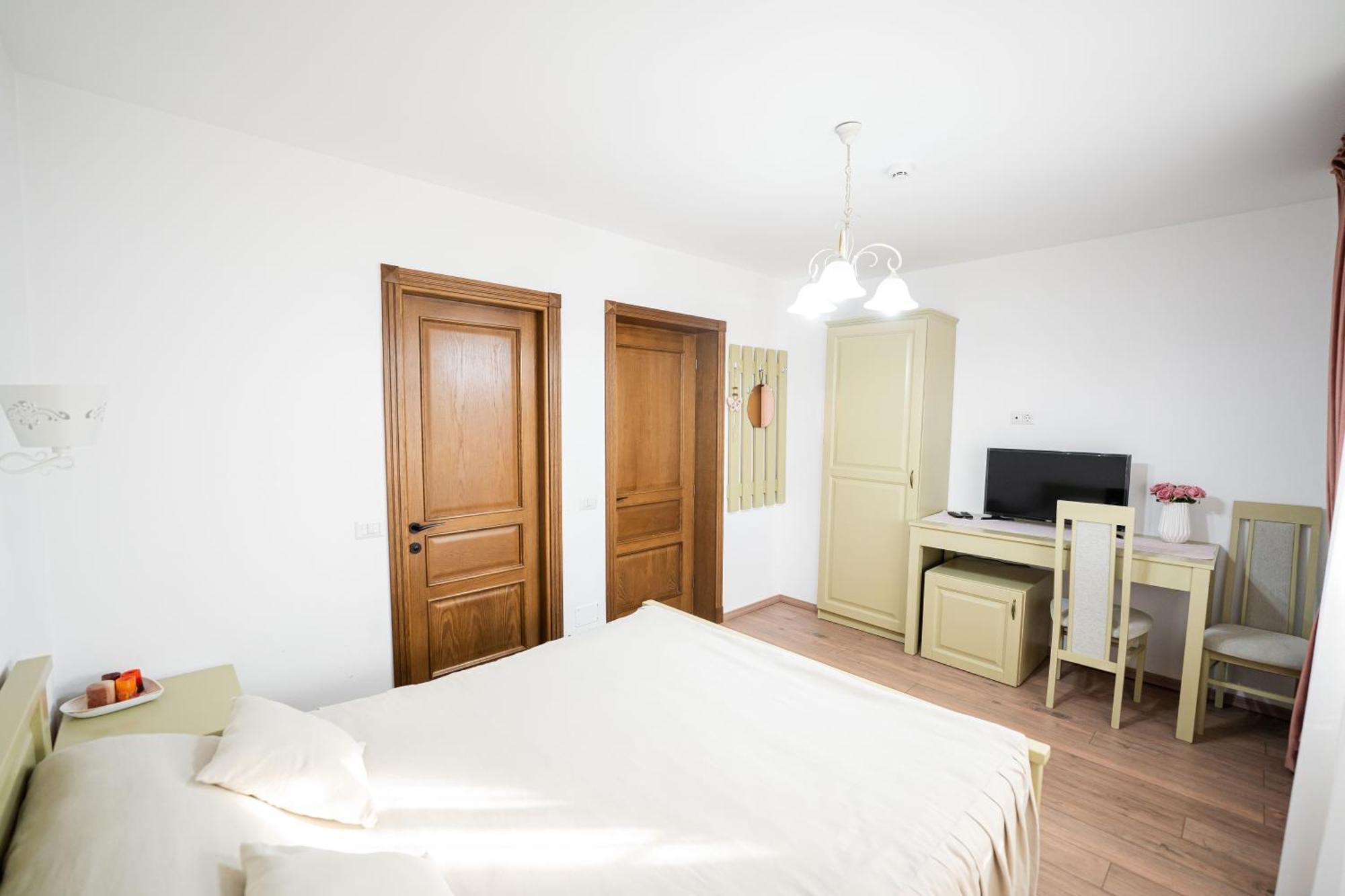 ホテル Casa Andra Siret エクステリア 写真