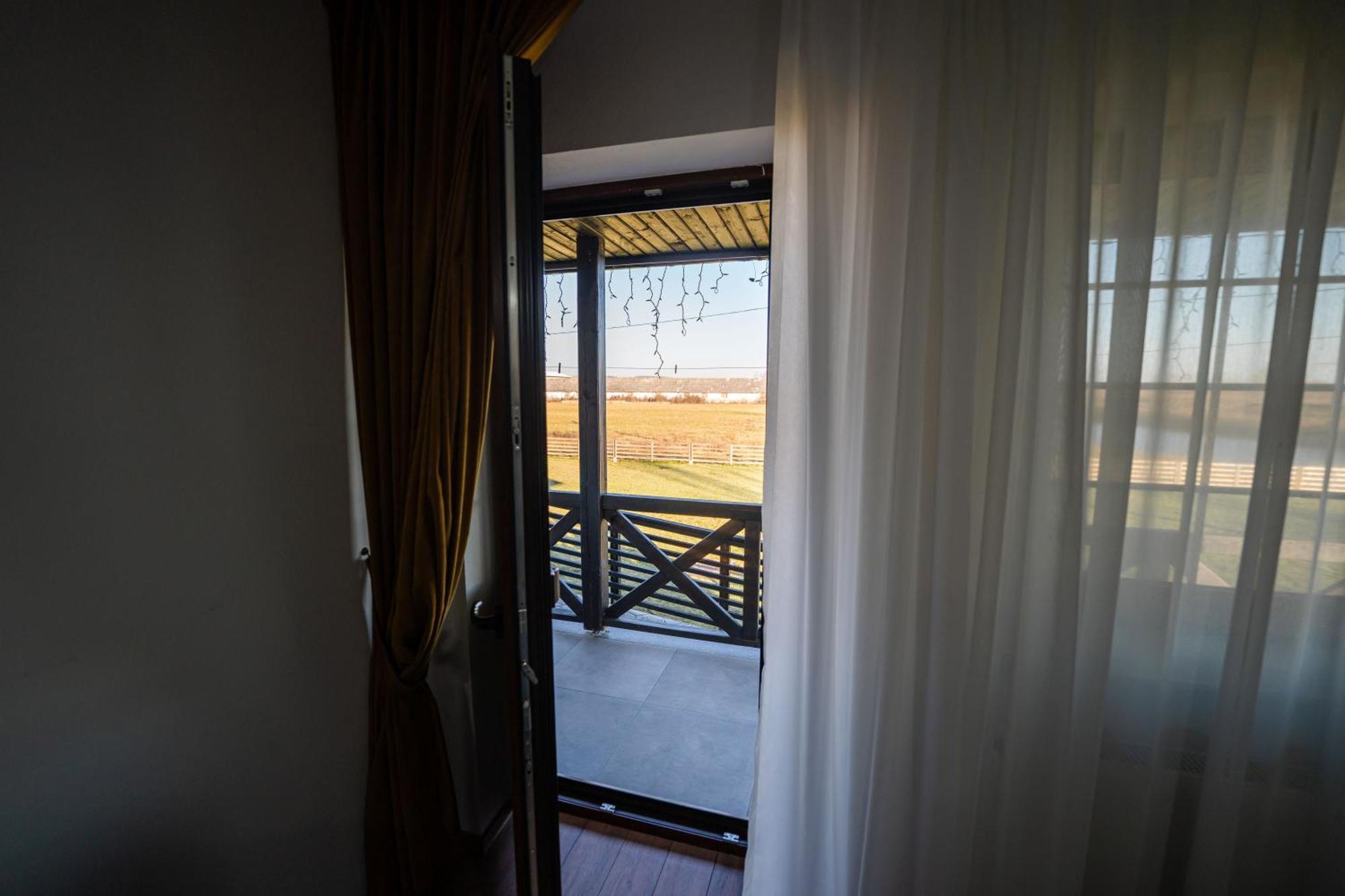 ホテル Casa Andra Siret エクステリア 写真