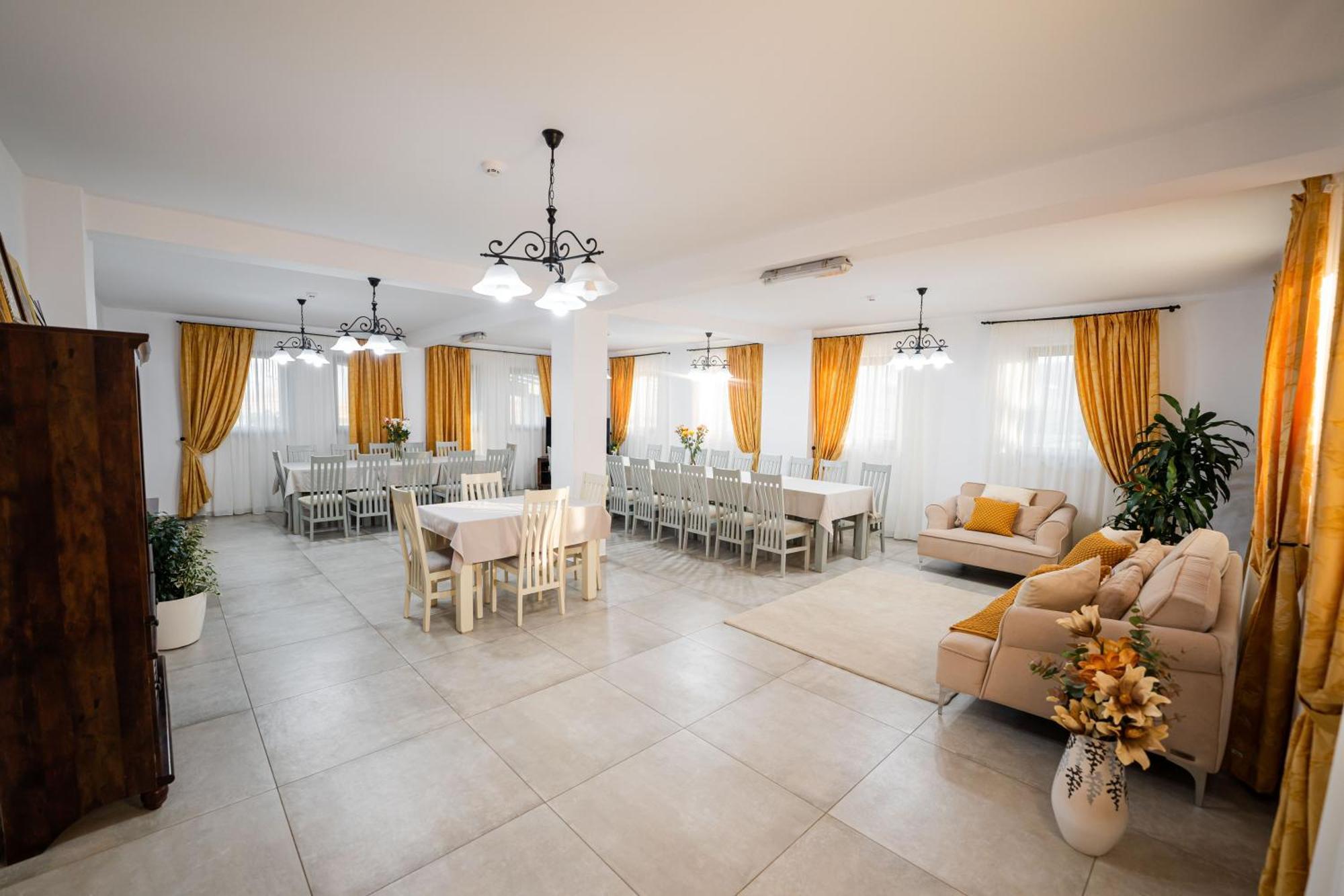 ホテル Casa Andra Siret エクステリア 写真